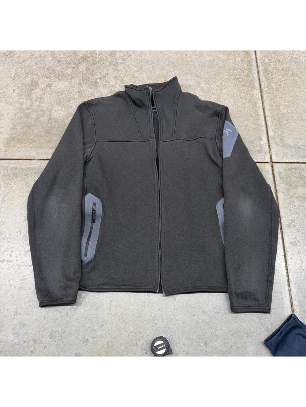 vintage arcteryx covert cardigan black full zip fleece jacket xl HAS NO ZIPPER